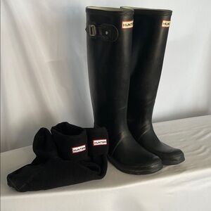 Hunter Black Tall Wellies w/ Felt Inserts Size 39/8